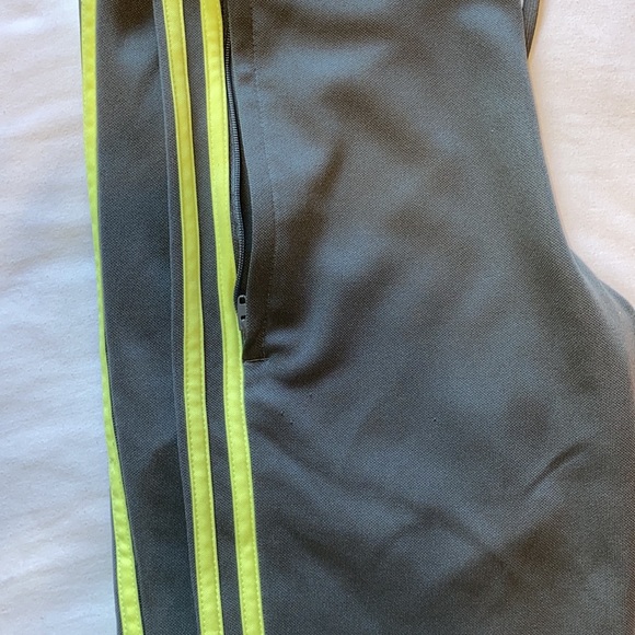 Adidas Women’s Tracksuit (Hoodie) - Gray & Green - Picture 3 of 7